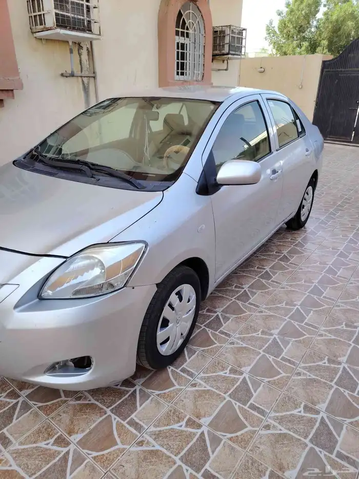 يارس 2010 قير عادي 0