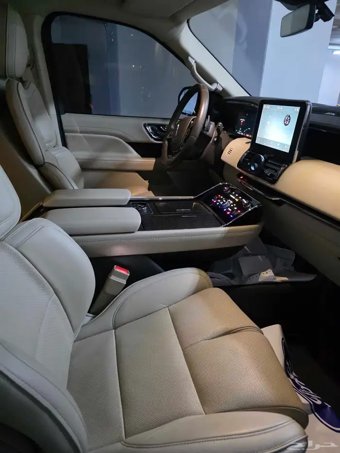 لنكولن نافيجتور 2018 للبيع 7