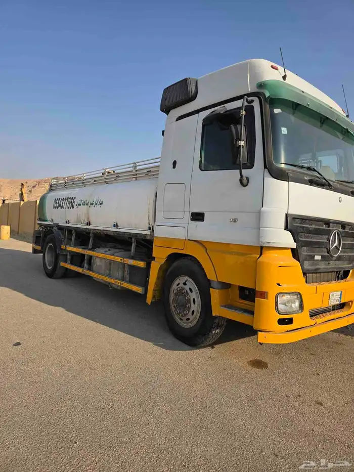 وايت مرسيدس موديل 2004 1