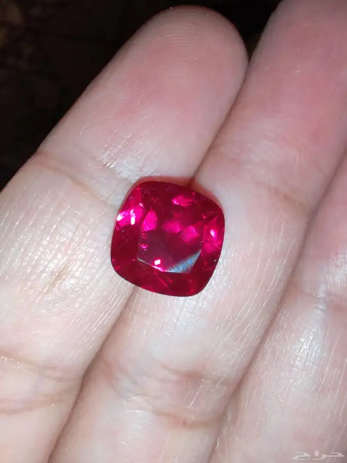 ياقوت روبي دم الحمام 9