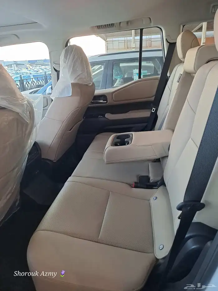 تويوتا برادو TXL2ديزل وبنزين موديل 2025 4