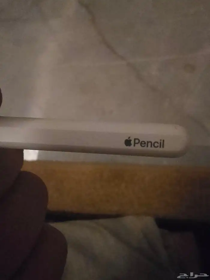 لللبيع قلام أبل. qencil. Apple. 49