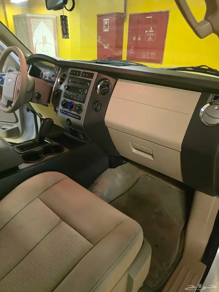 فورد اكسبديشن 2013 دبل الجزيره شبه الجديد 36