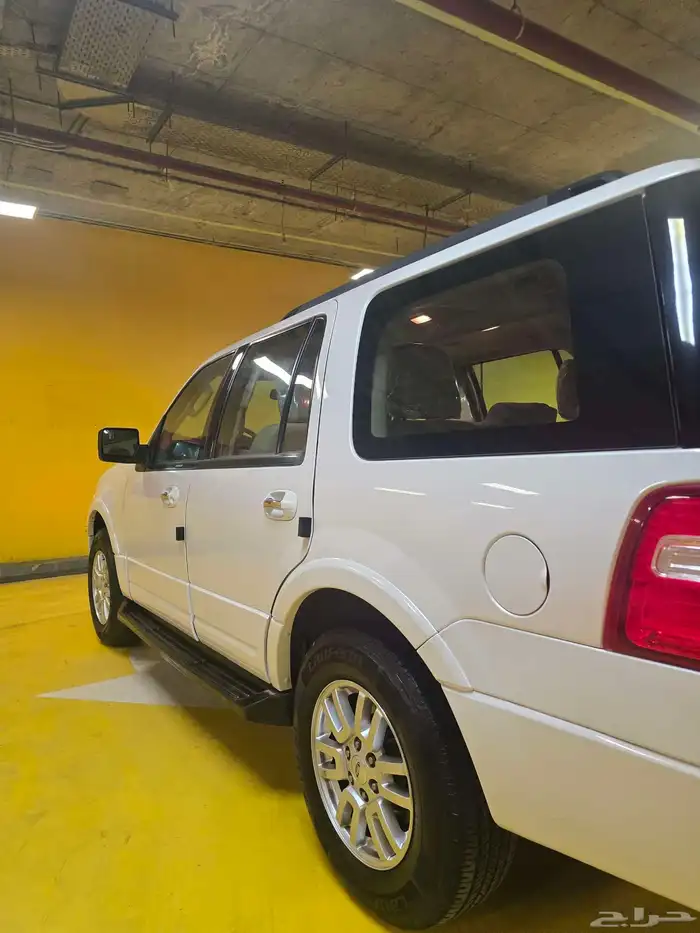 فورد اكسبديشن 2013 دبل الجزيره شبه الجديد 4