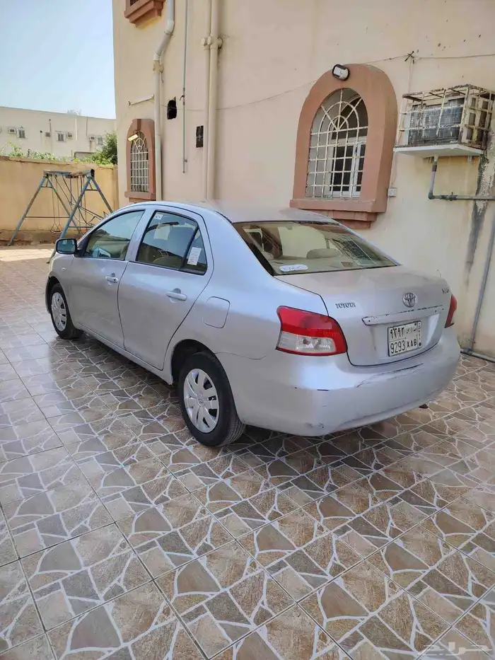 يارس 2010 قير عادي 1