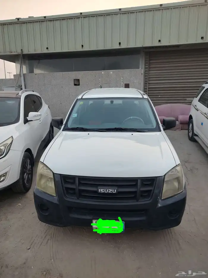 ايسوزو ديماكس 2010 4