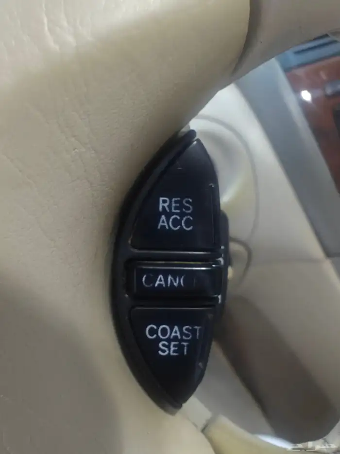 للبيع أفالون موديل 2002 نظيف جدا مجدد بالكامل 22