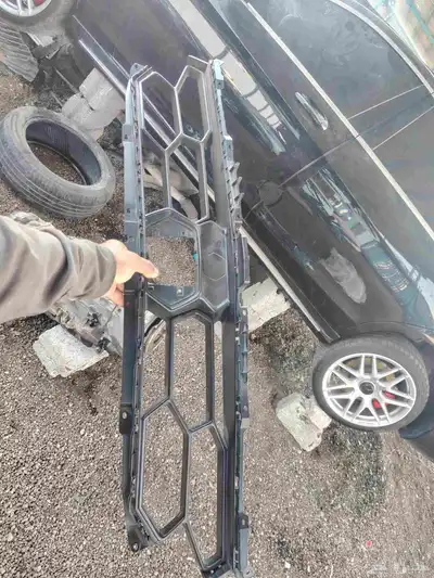 شبك صدام لامبور جيني اوروس موديل 2021 index