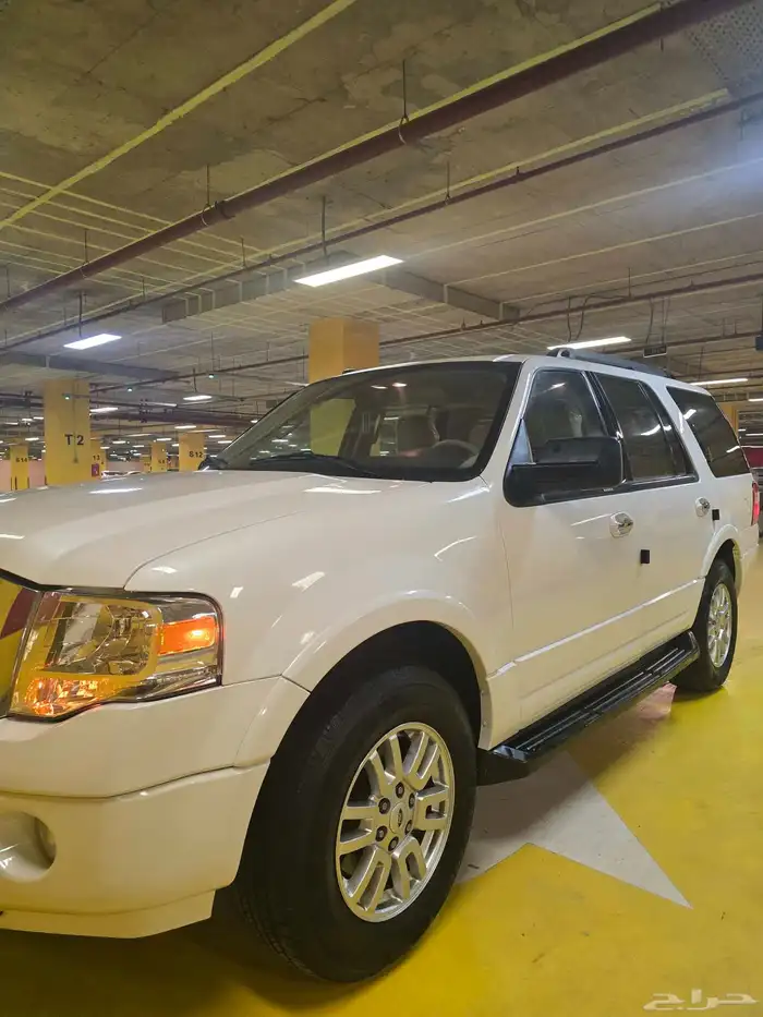 فورد اكسبديشن 2013 دبل الجزيره شبه الجديد 2