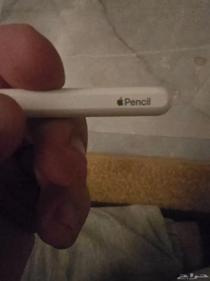 لللبيع قلام أبل. qencil. Apple. 45