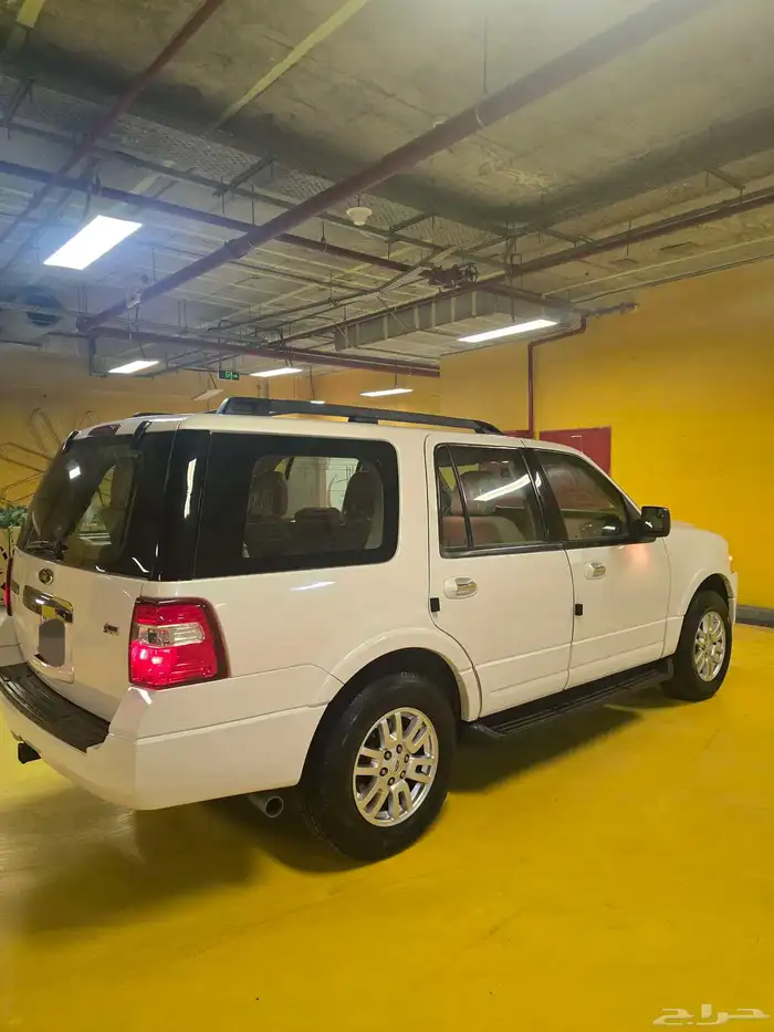 فورد اكسبديشن 2013 دبل الجزيره شبه الجديد 11