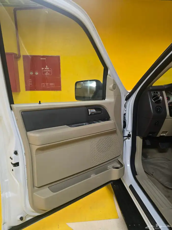 فورد اكسبديشن 2013 دبل الجزيره شبه الجديد 22