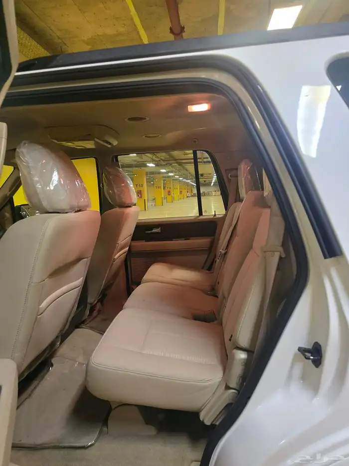 فورد اكسبديشن 2013 دبل الجزيره شبه الجديد 27