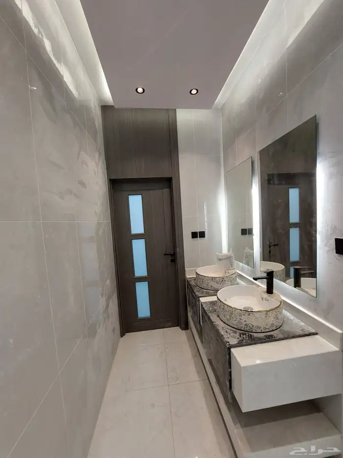 للبيع شقه تمليك الدور الأول مخطط 71جديدة مصعد راكب 0