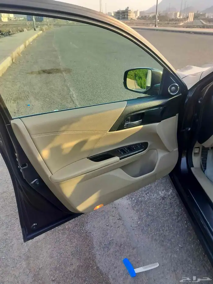 للبيع او البدل المناسب هوندا اكورد فل كامل سبورت 2016 5