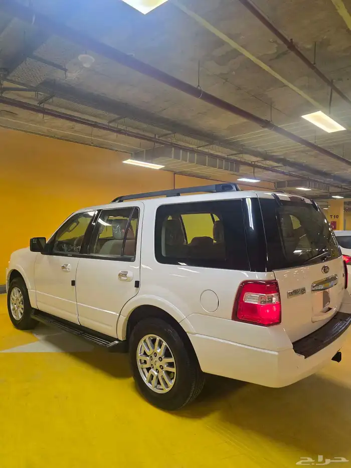 فورد اكسبديشن 2013 دبل الجزيره شبه الجديد 7