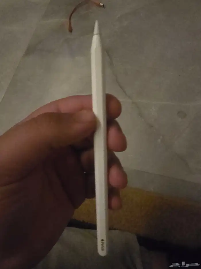 لللبيع قلام أبل. qencil. Apple. 2