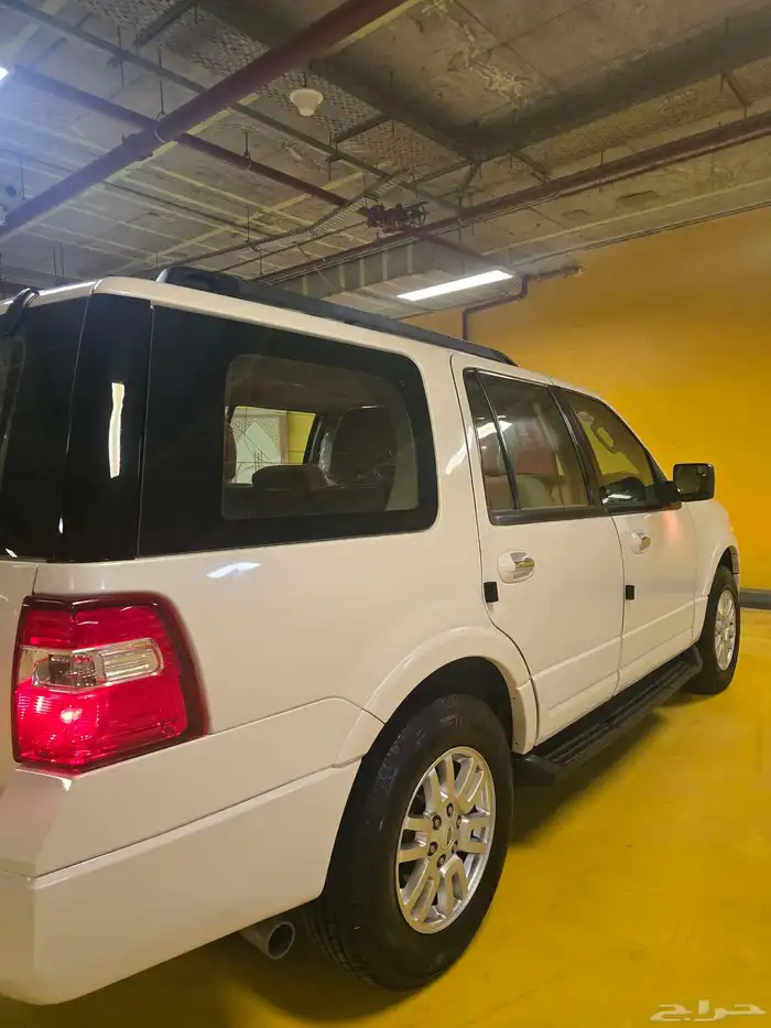 فورد اكسبديشن 2013 دبل الجزيره شبه الجديد 10