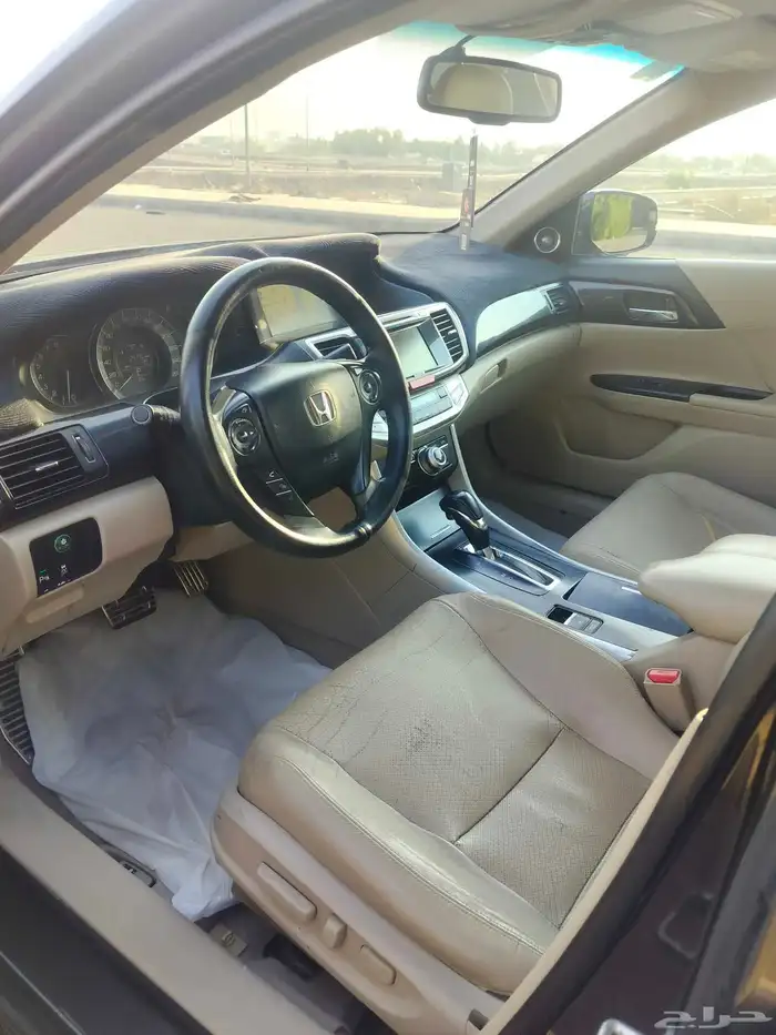 للبيع او البدل المناسب هوندا اكورد فل كامل سبورت 2016 4