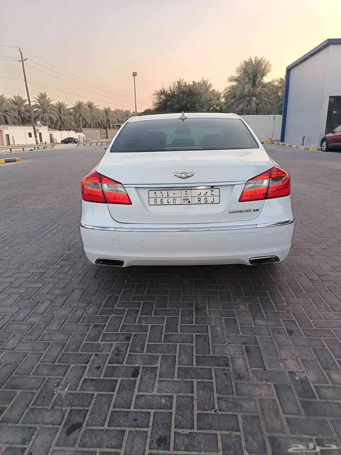 هونداي جنسس 2014 7