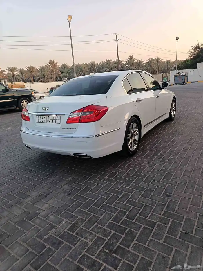 هونداي جنسس 2014 6