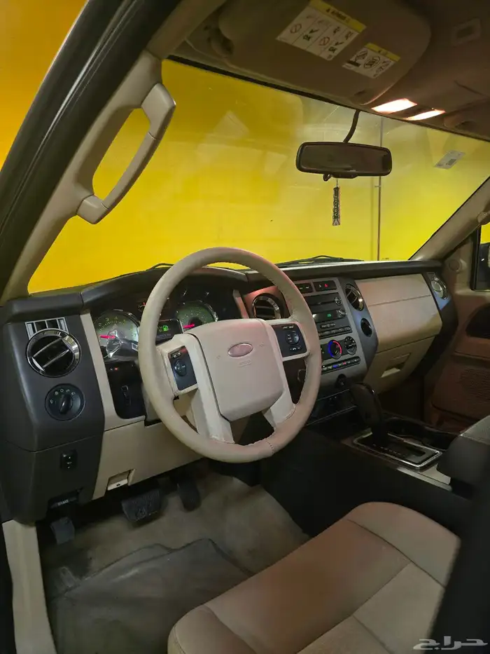 فورد اكسبديشن 2013 دبل الجزيره شبه الجديد 23