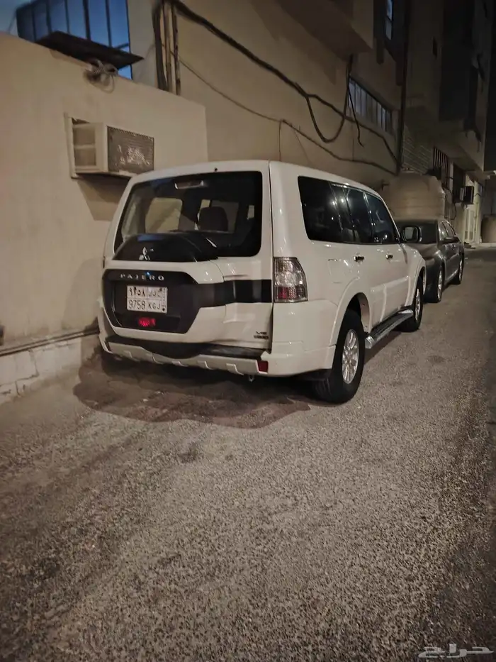 مستبيشي باجيرو 2016 للبيع 3