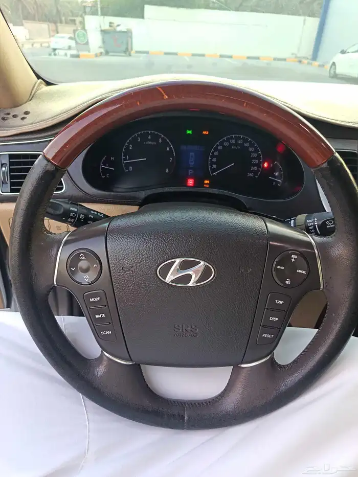 هونداي جنسس 2014 29