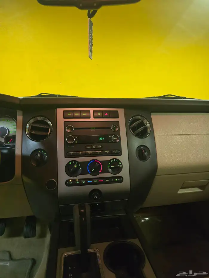 فورد اكسبديشن 2013 دبل الجزيره شبه الجديد 30