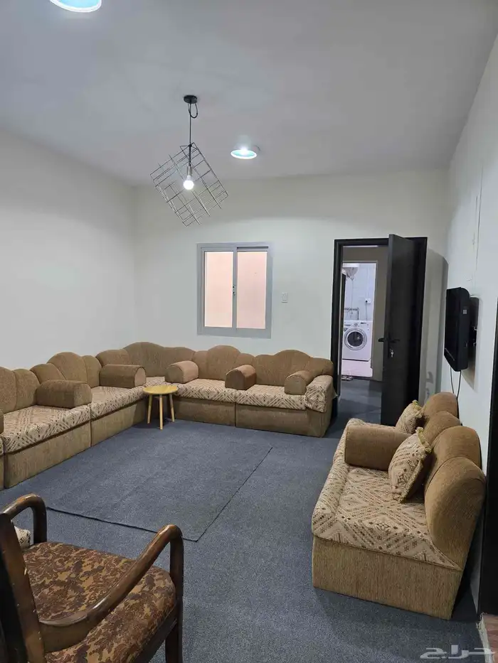 شقة للايجار عوائل في حي احد مخطط 71 ب بالدمام 3