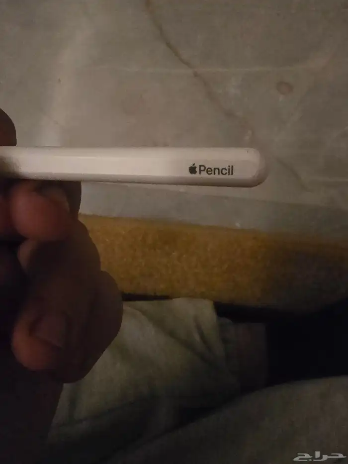 لللبيع قلام أبل. qencil. Apple. 33