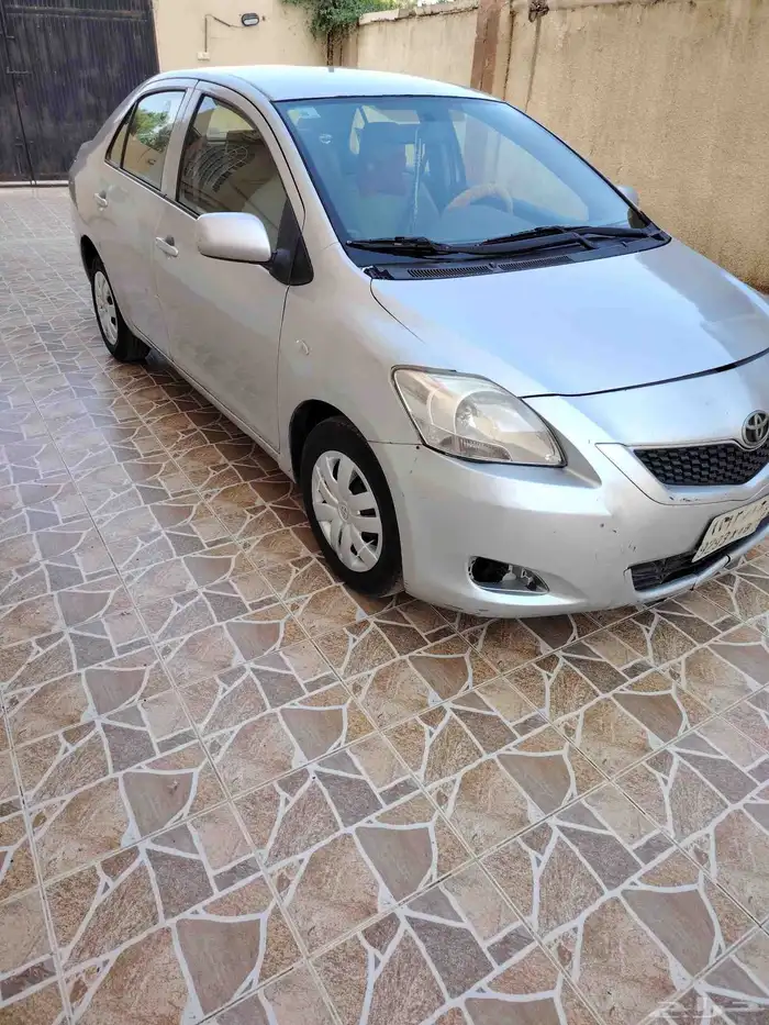 يارس 2010 قير عادي 4