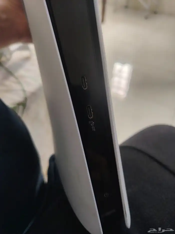 بلايستيشن 5 اللي بدون مدخل شري معه التوصيلات و يد وحده الأصل 3