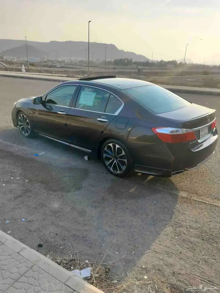 للبيع او البدل المناسب هوندا اكورد فل كامل سبورت 2016 3