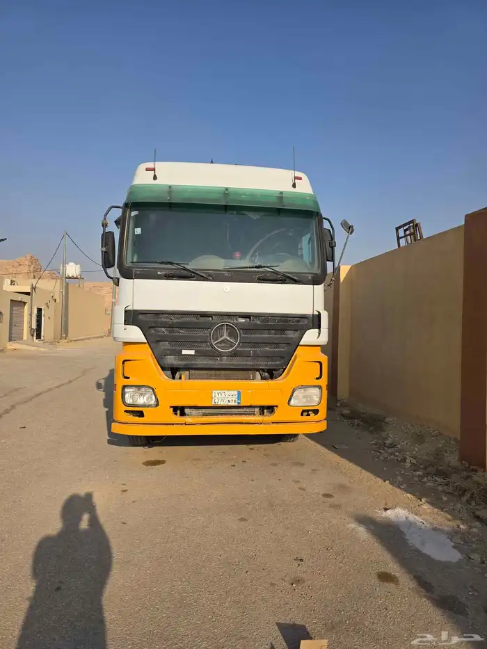 وايت مرسيدس موديل 2004 0