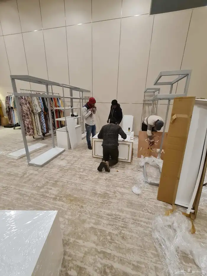 ديكورات المحلات والمشاريع التجاريه 7