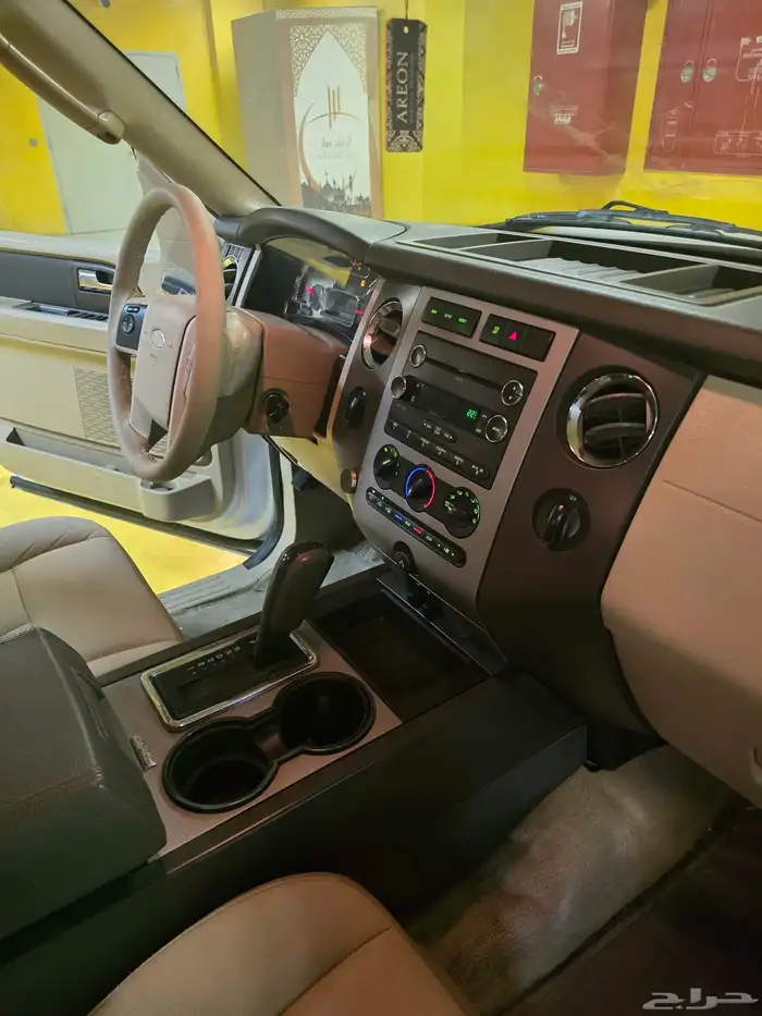 فورد اكسبديشن 2013 دبل الجزيره شبه الجديد 41