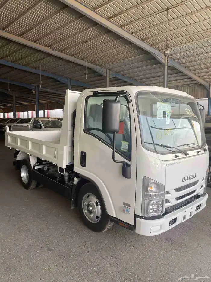 ايسوزو قلاب 3 طن 2025 يباني 2