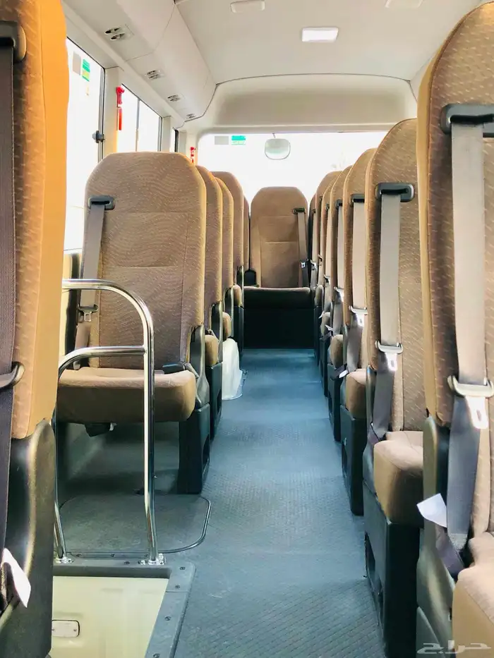 الإيجار باص كوستر ركب 23 ديزل 9