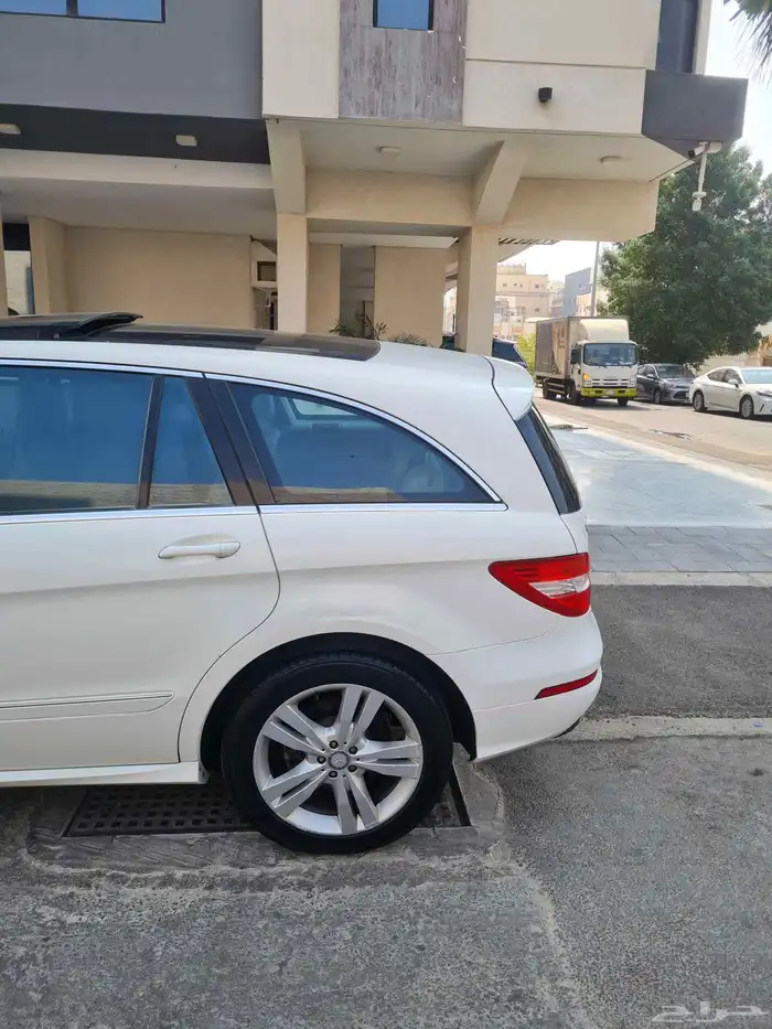 مرسيدسR350 موديل 2012 المحرك ستة سلندر جفالي العداد 194 الف 14