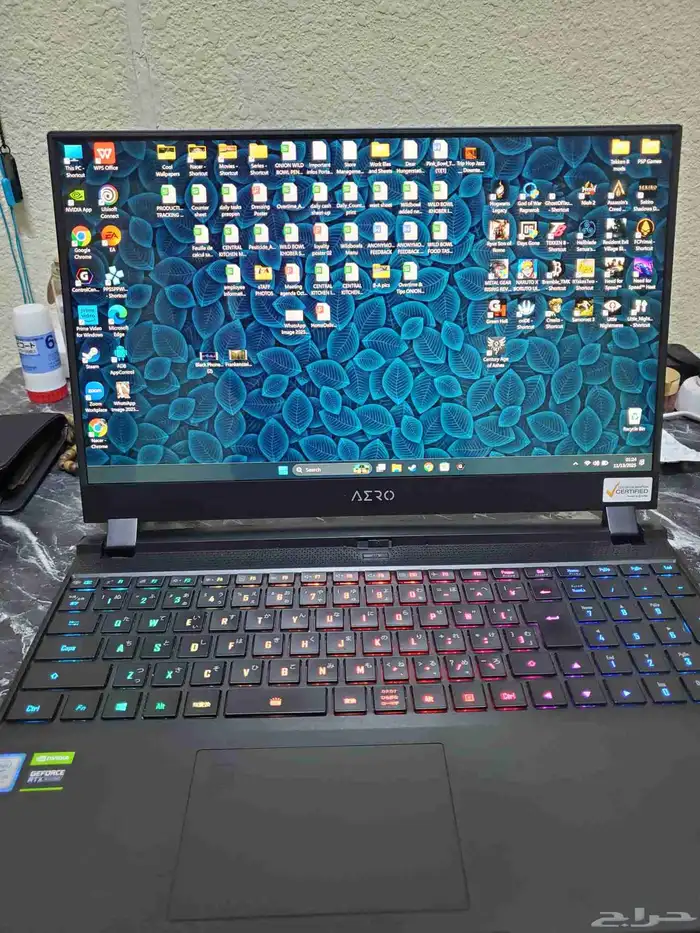 Gigabyte Aero 15 OLED i9 32GB RAM RTX 2070 Max 8GB 2