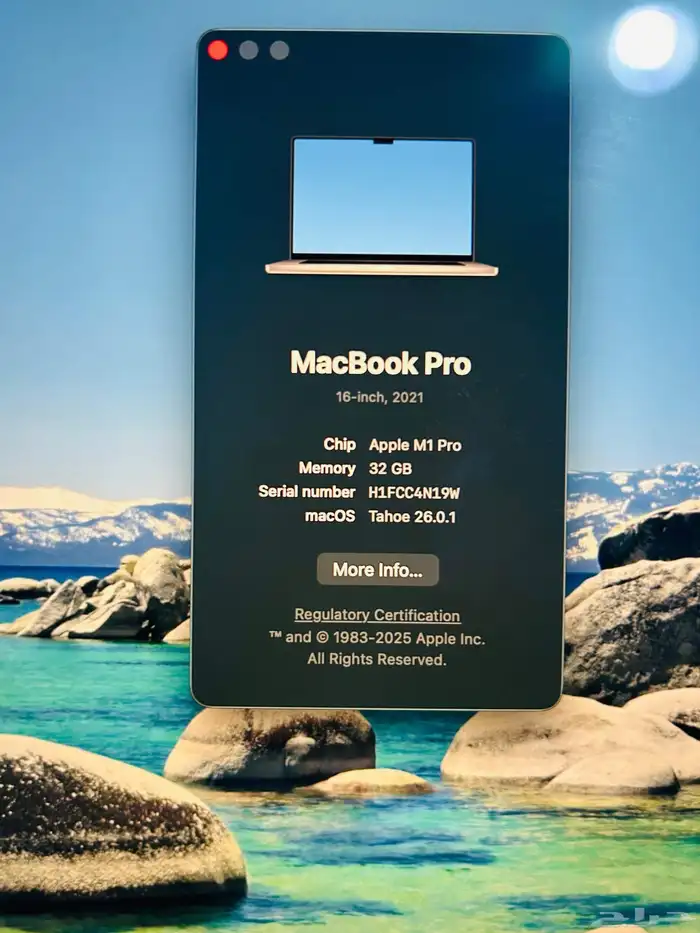 MacBook pro laptop 4