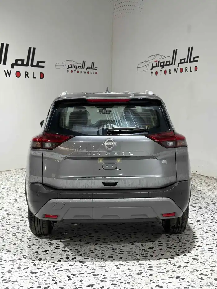 نيسان اكس تريل ستاندر دبل 7مقاعد 2026 3