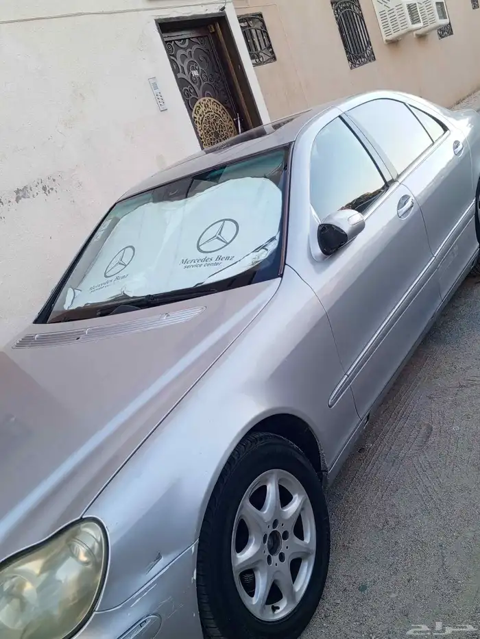مرسيدس فياقرا 2004 للبيع 4
