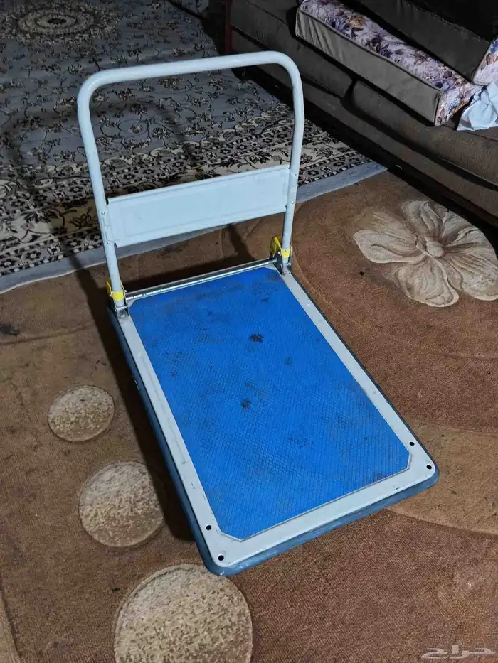 عربية بضاعة شبه جديد 1