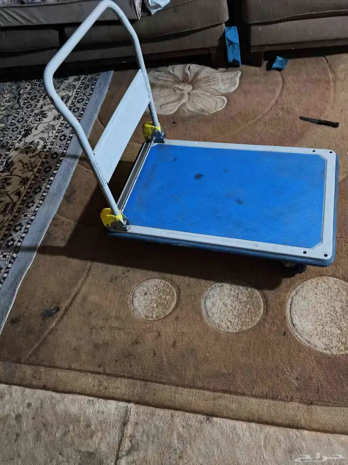 عربية بضاعة شبه جديد 0