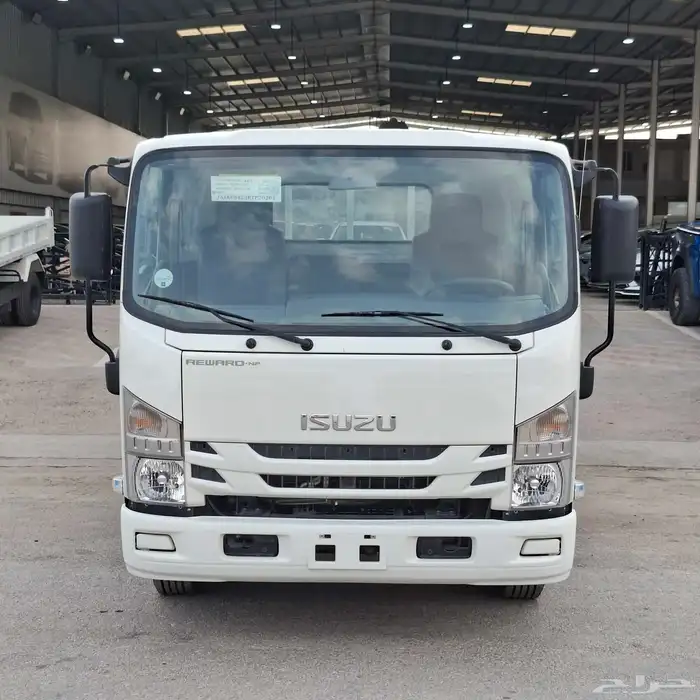 ايسوزو دينا 2024 محرك 4.8 الطن3 خليجي السعر 124شامل الضريبه 2