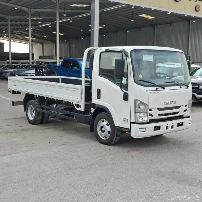 ايسوزو دينا 2024 محرك 4.8 الطن3 خليجي السعر 124شامل الضريبه 1