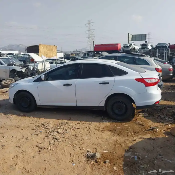 فورد فوكس 2013 قطع غيار تشليح 1