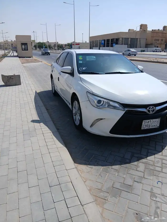 تايوتا كامري 2017 شرط نظيف جدا 4
